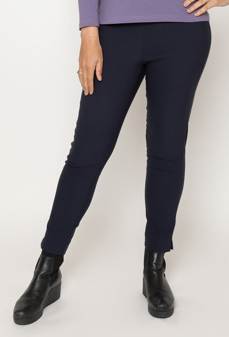 7/8 Essential Pant  Navy